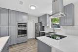 202 Oak Hollow Street - Photo 4
