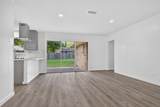 202 Oak Hollow Street - Photo 8