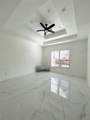 10127 Grover Ln - Photo 5