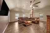 303 Shawnee Drive - Photo 3