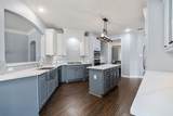 8611 Bloomfield - Photo 11