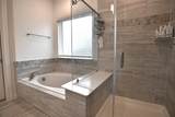 2806 Oakheath Crest Court - Photo 17