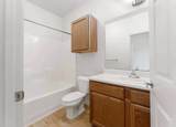 1053 St James Ave - Photo 18