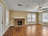 1411 Lawson Street - Photo 3