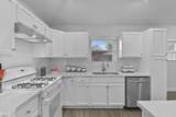 639 Ames Street - Photo 14