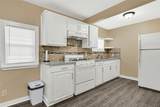 305 N Live Oak Street - Photo 4
