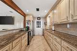 805 Camelot Lane - Photo 18