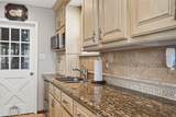 805 Camelot Lane - Photo 19