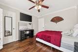 805 Camelot Lane - Photo 33