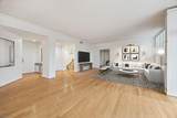 21 Briar Hollow Lane - Photo 2