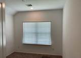 24019 Hawthorn Lakes Drive - Photo 17