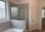 24019 Hawthorn Lakes Drive - Photo 23