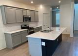24019 Hawthorn Lakes Drive - Photo 6