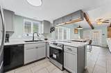 1315 Holbech Lane - Photo 9