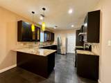 1105 Melbourne Street - Photo 3