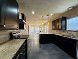1105 Melbourne Street - Photo 6