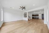 5527 Katy Freeway - Photo 10