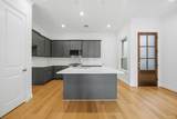 5527 Katy Freeway - Photo 2