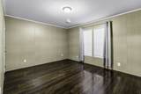 211 Woodstock - Photo 18