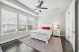 1702 Oak Leaf Pass Drive - Photo 11