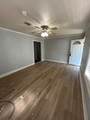 1304 Yupon Street - Photo 4
