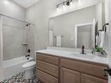 3103 Honeysuckle Way - Photo 17