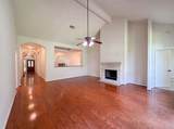 3011 Poplar Isle - Photo 11