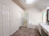 3011 Poplar Isle - Photo 15