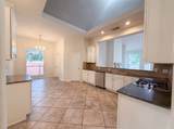 3011 Poplar Isle - Photo 2