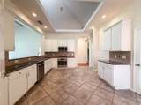 3011 Poplar Isle - Photo 9