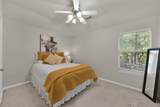 15 Aquiline Oaks Place - Photo 38