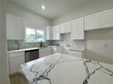 331 Delaware St - Photo 4