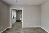16303 Hickory Point Road - Photo 2