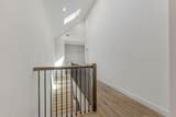 123 Amundsen Street - Photo 10