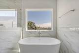 123 Amundsen Street - Photo 12