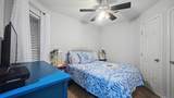 9520 Seawall Boulevard - Photo 11