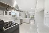 8102 Durklyn Lane - Photo 15