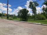 5004 Falls Street - Photo 4