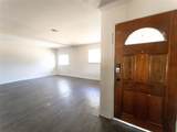 814 Eastlake Street - Photo 3