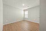 10012 Lone Star Landing Blvd - Photo 11