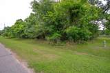 1015 Point Drive - Photo 8