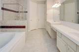 3207 Holly Crossing Drive - Photo 18