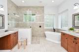 8912 Forest Lake Drive - Photo 25