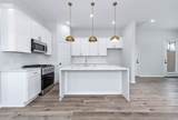 2716 Spence Street - Photo 7