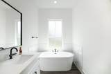 32 Englewood Court - Photo 17
