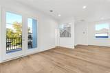 5439 Darling Street - Photo 19