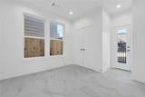 5439 Darling Street - Photo 4