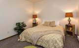 1425 N 11th Ave E, IA - Photo 6