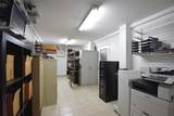 1915 Sherwood Forest Street - Photo 32