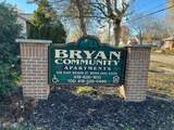 936 Wilson St - Photo 2